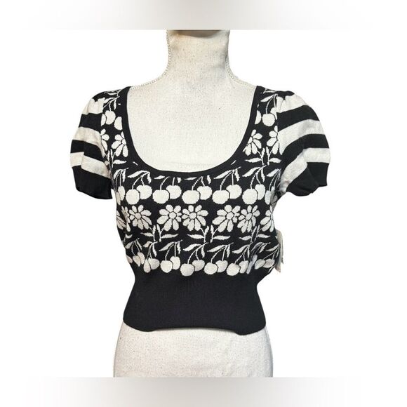 NWT - Anthropologie Maeve Trixie Sweater Tee Top Size S Big Key Hole Back - Picture 2 of 5